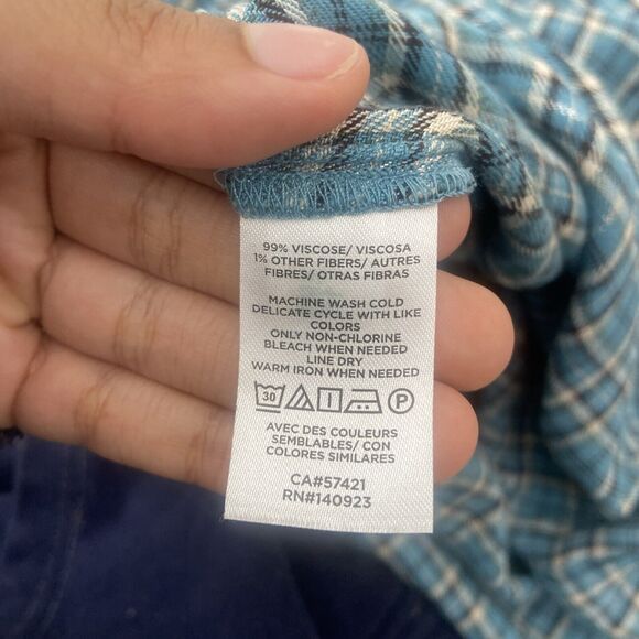 Loft Blue Black And White Button Up Shirt Size XS - Picture 7 of 7